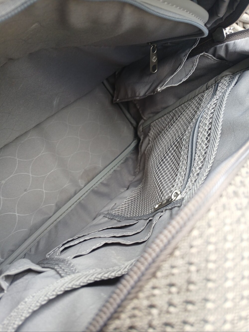 Samsonite Taupe-Brown Structured Textured Bag - Picture 12 of 15